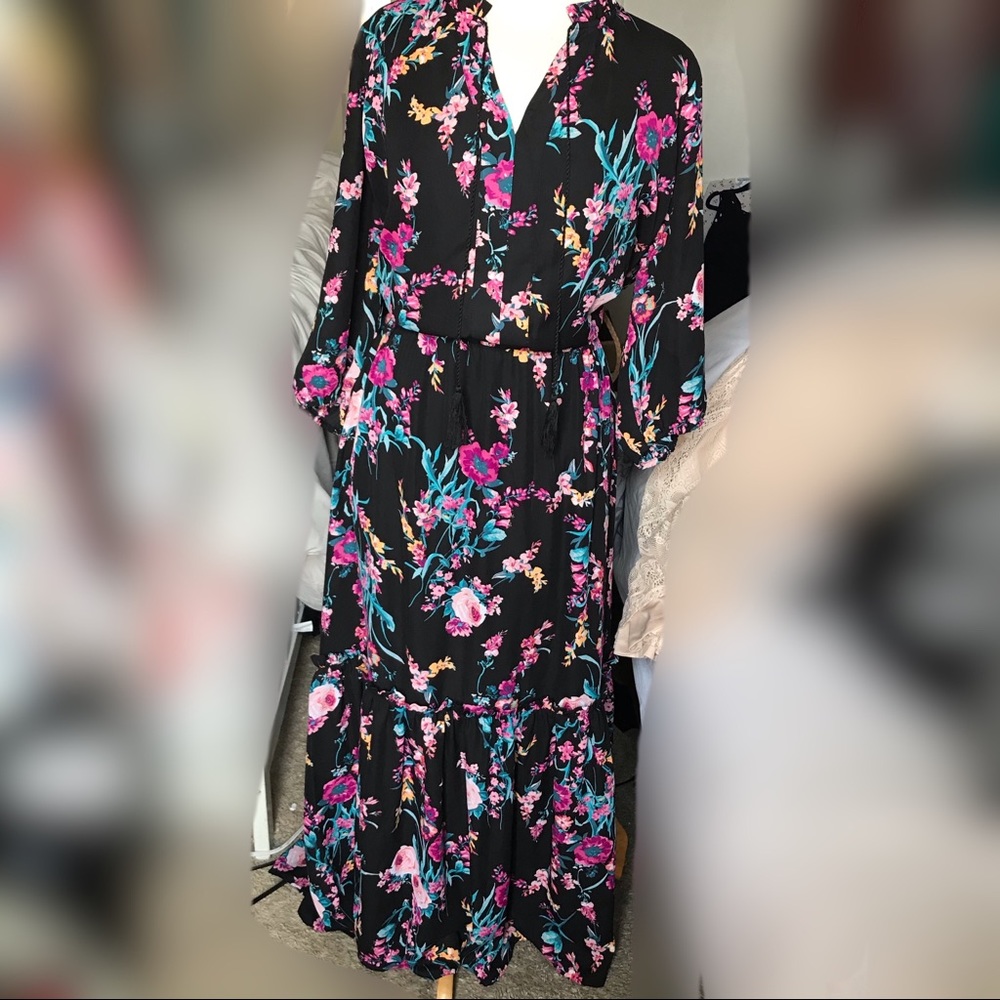Plus size Maxi Dress 3x Black Floral